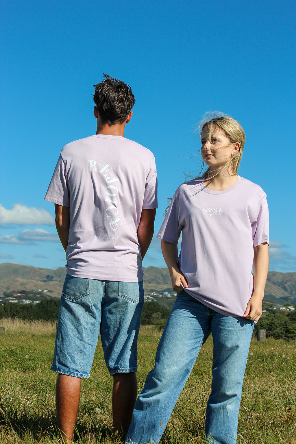 Sons and Daughters Rejoice T-shirt in purple